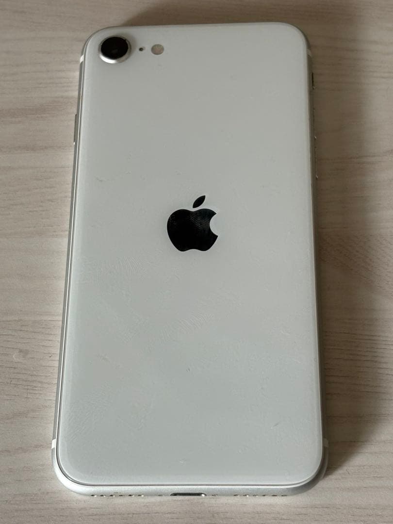 Apple iPhone se2第二世代ホワイト