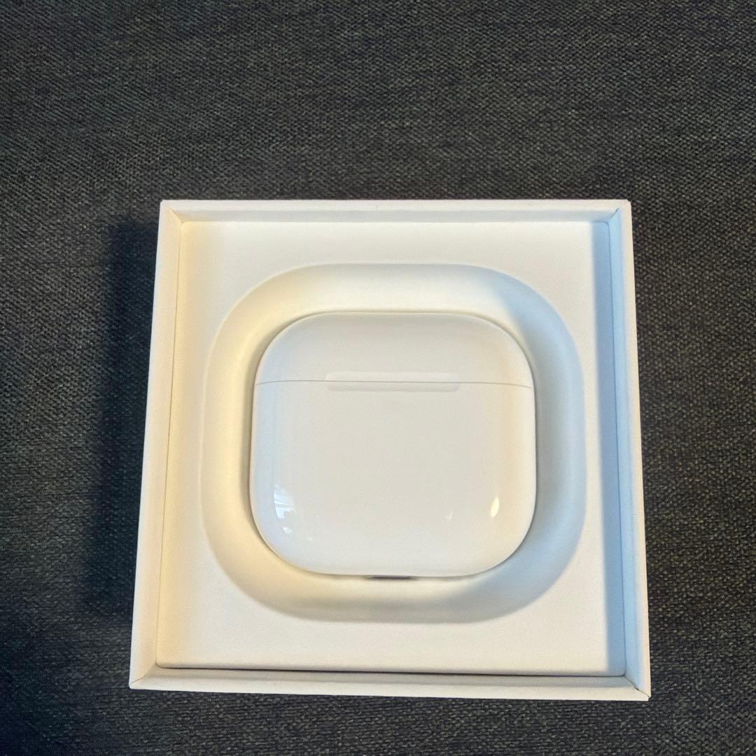 AirPods 4 (ANC) ホワイト 本体 ノイズキャンセル機能付