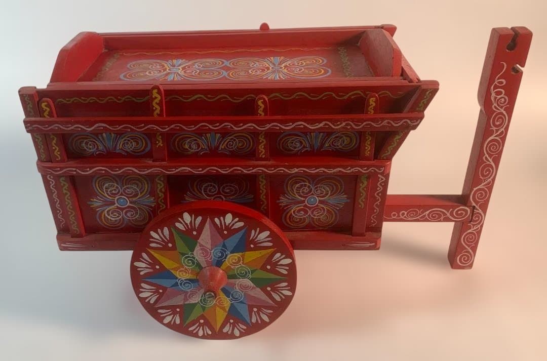 コスタリカ伝統工芸 手描き彩色木製カレータ ミニチュア