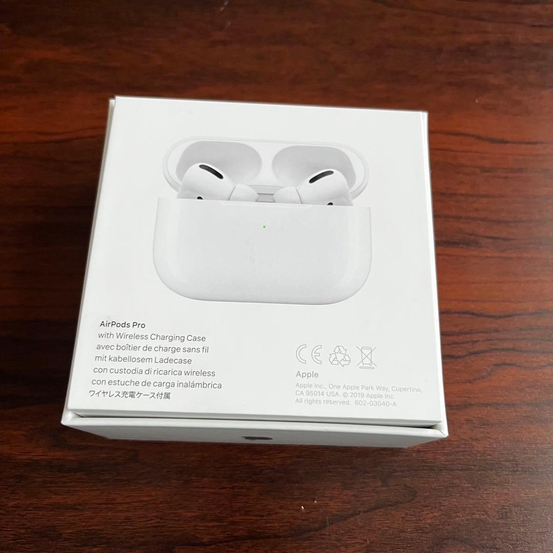 初代 AirPods Pro Apple
