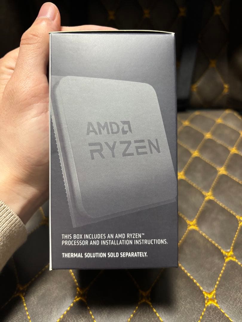 AMD RYZEN 7 5700X 動作確認済