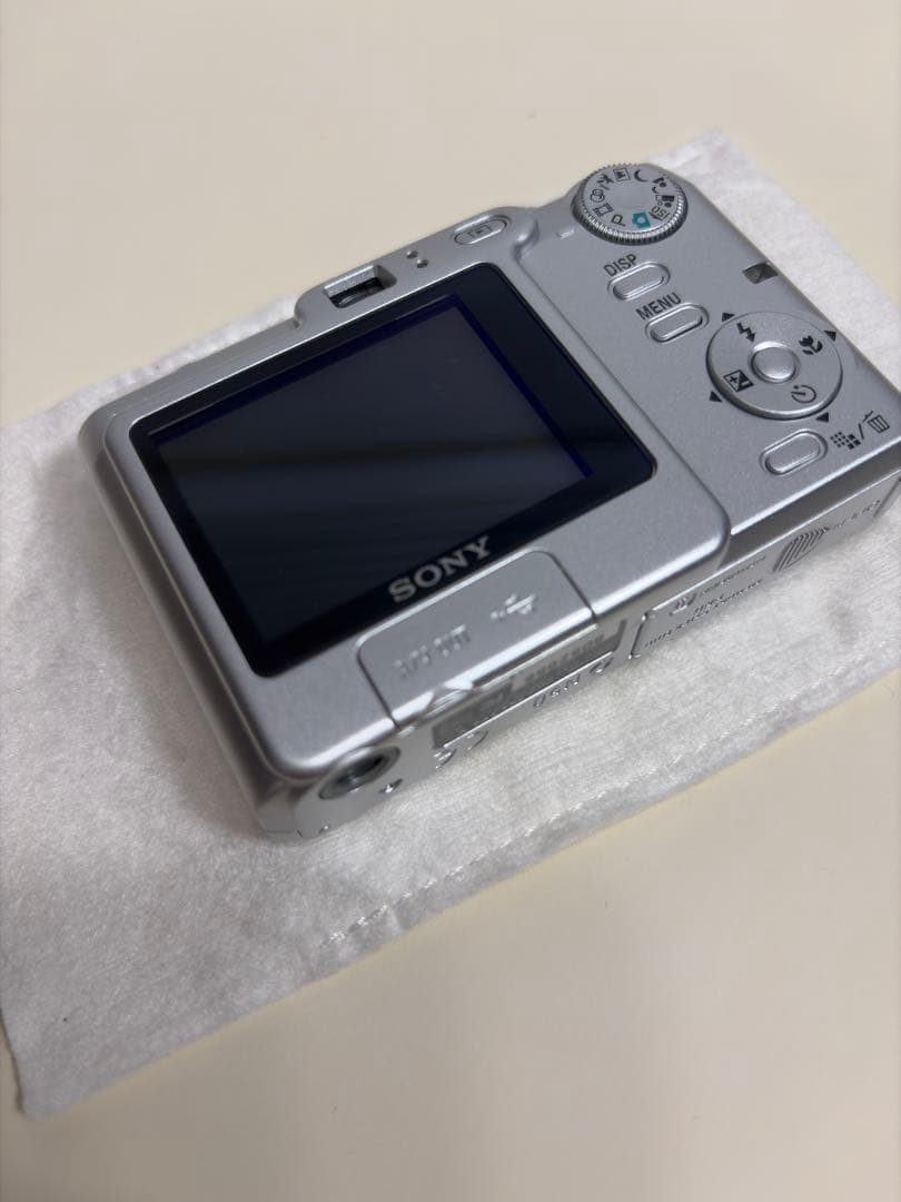 【極美品】SONYソニーCyber-ShotDSC-W35デジカメケースカード付