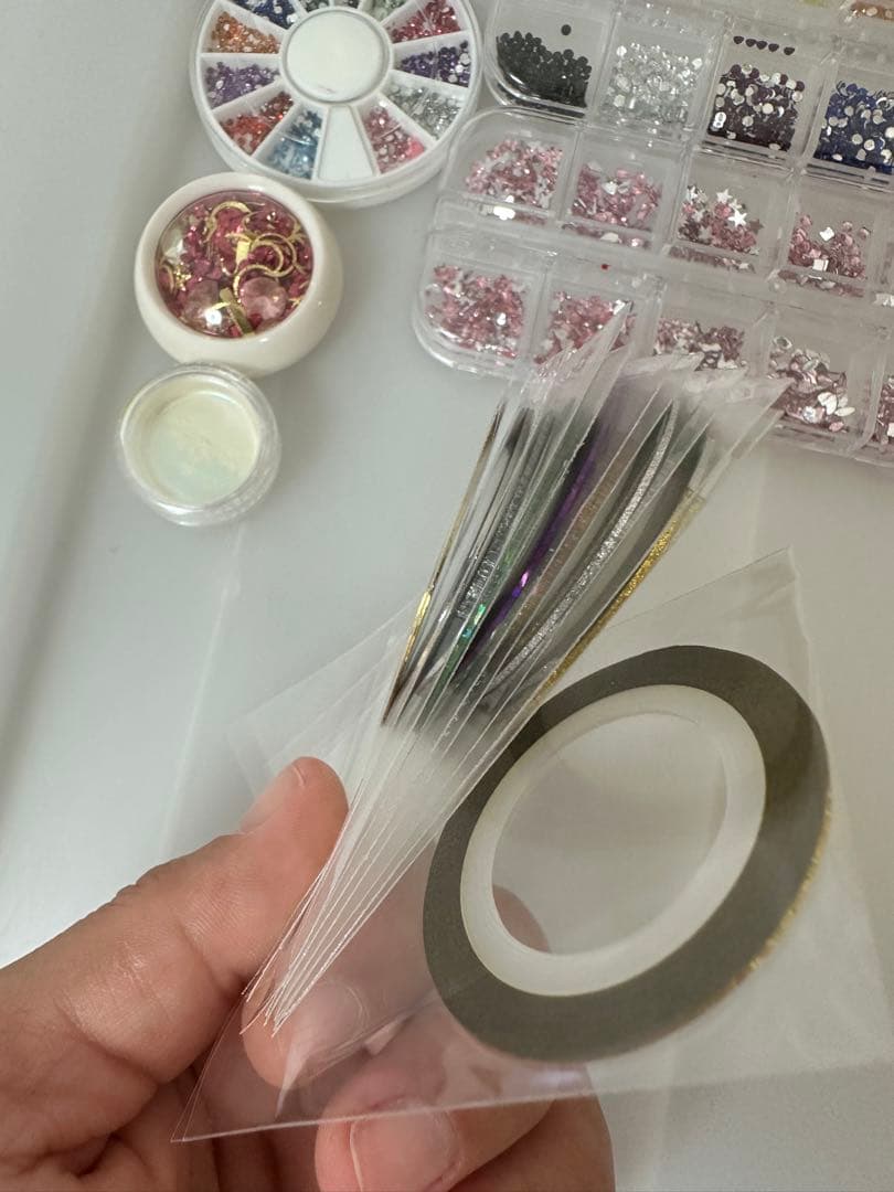 ジェルおよびアクリルネイルエクステンション用の完全なキット