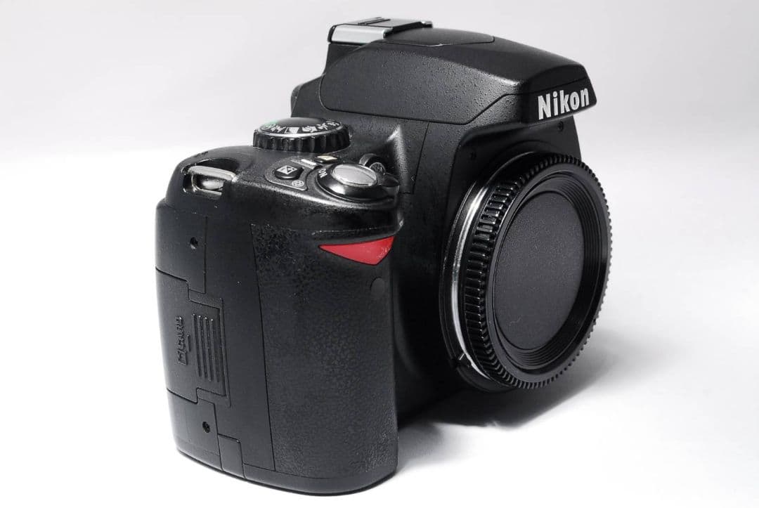 ♥一眼デビュー最適♥Nikon D40♥AF-S標準レンズ♥すぐ撮影OK