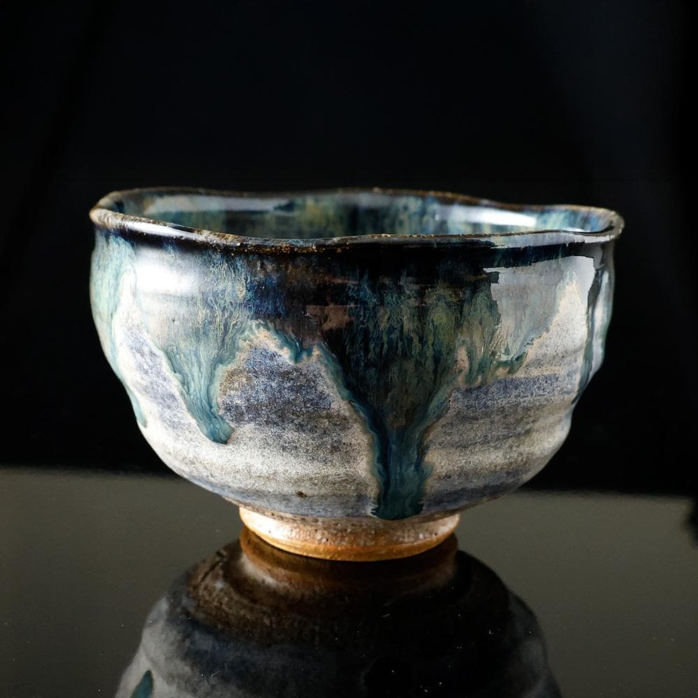 味わい深い自然釉の美しい 茶碗 抹茶椀 作家物 花押 茶道具 唐津