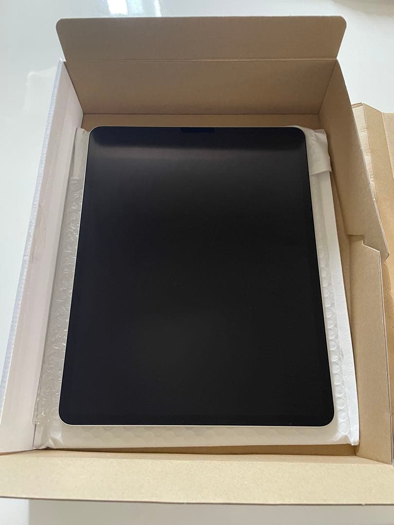 Apple iPad Pro 12.9インチ64GB シルバー　第3世代