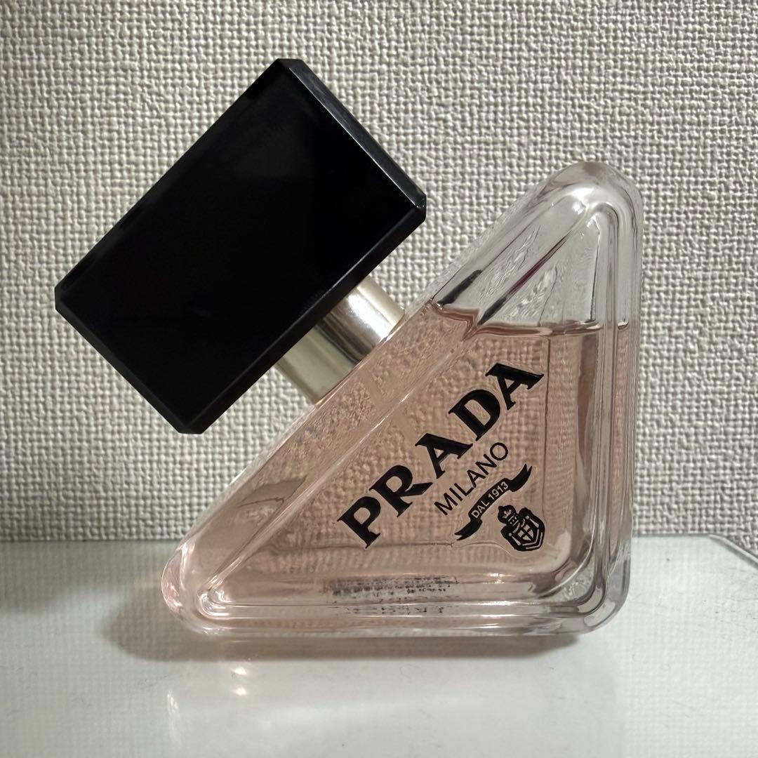 プラダパラドックスオーデパ ルファム 30ml