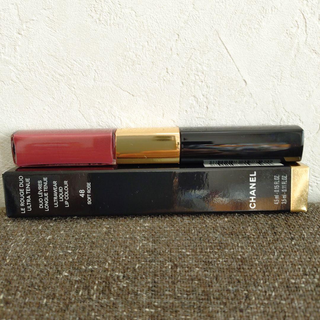 CHANEL LE ROUGE DUO ULTRA TENU 48　ソフトローズ