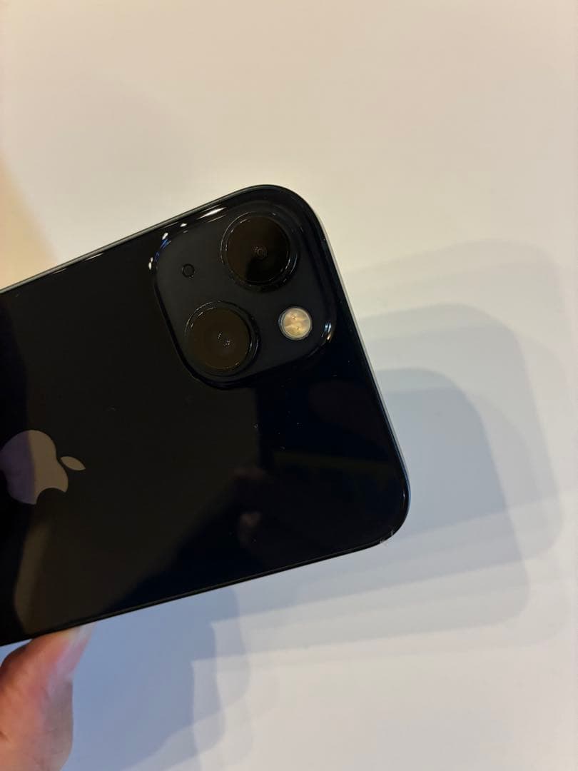 中古美品 iPhone13 128GB ミッドナイト