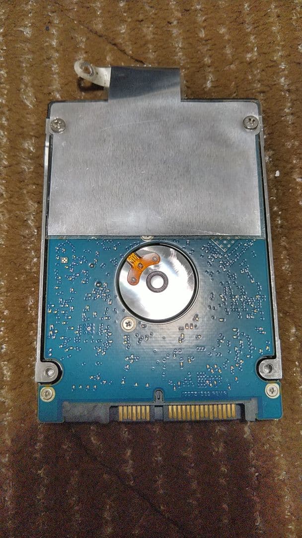 SSDとHDDのハイブリッド　Seagate Thin SSHD 500GB