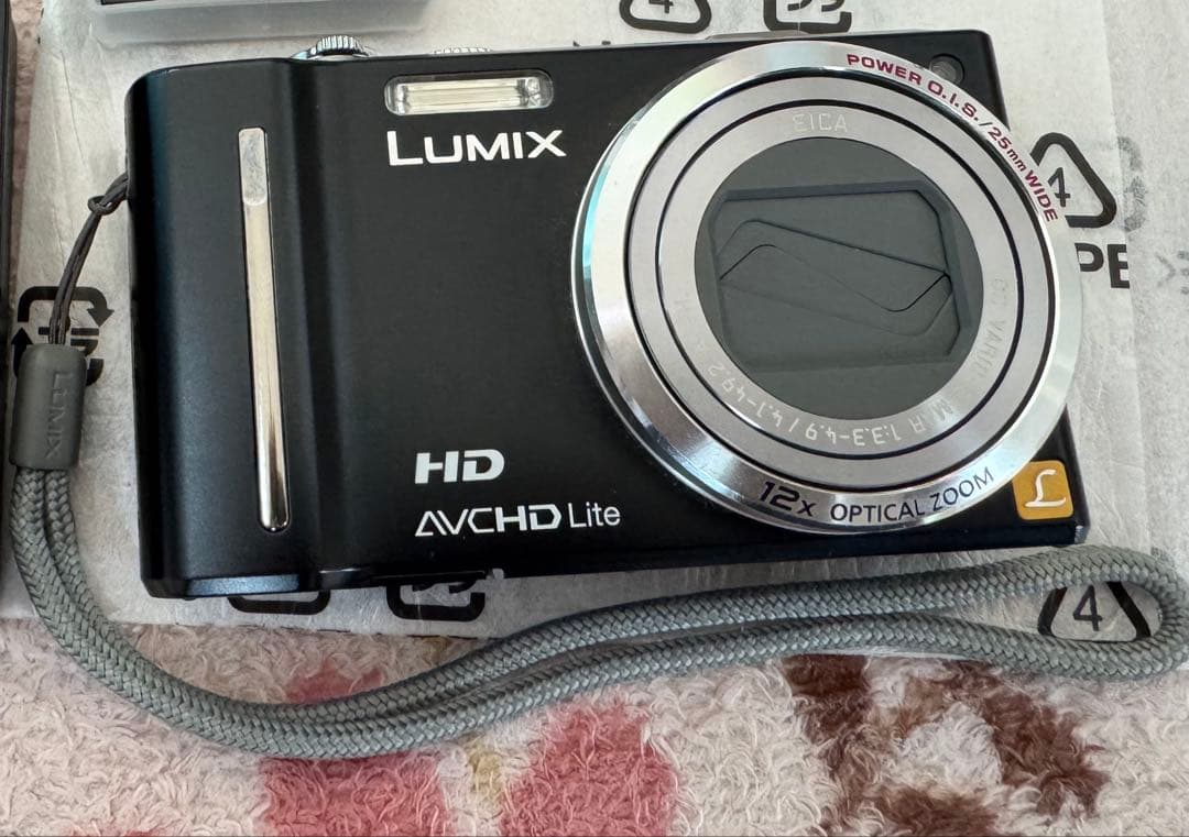 PanasonicLUMIX DMC-TZ10 コンパクトデジカメSDカード付属