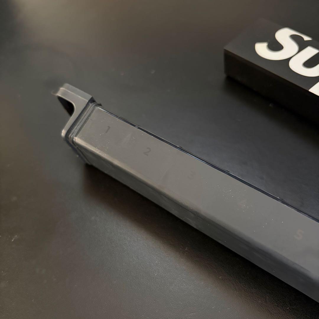 衛生日用品 Supreme Matador Waterproof Pill Case