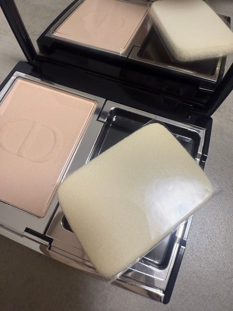 【DIOR】フォーエヴァーコンパクトナチュラルベルベット1N ※パフ無し