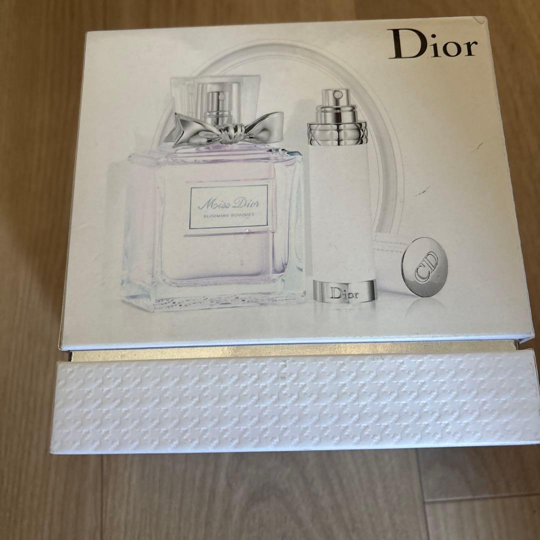 Miss Dior Blooming Bouquet 100ml & スプレー