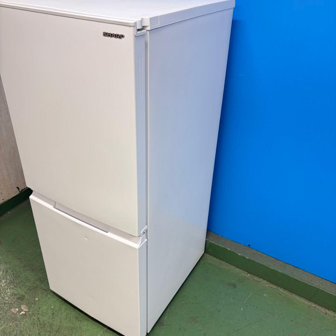 827 1番売れています！SHARP　冷蔵庫100L〜200L　小型　一人暮らし