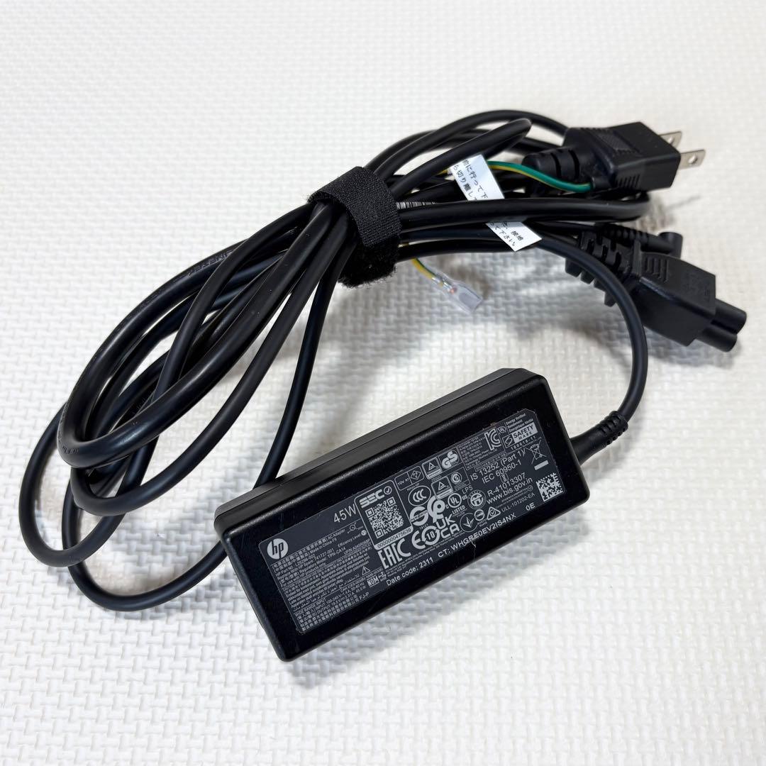 【極美品】HP ノートパソコン【第13世代i3-N305/8GB/256GB】