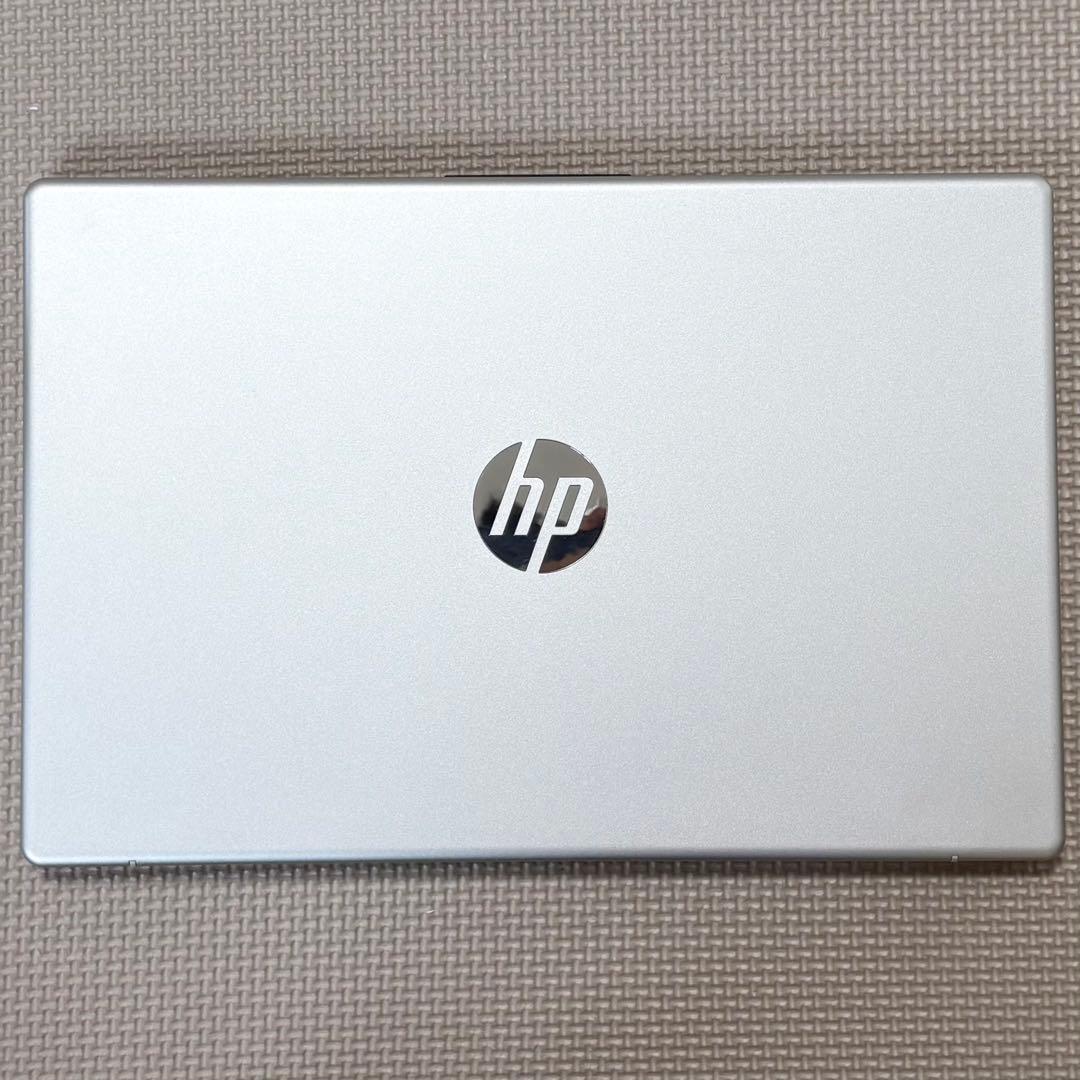 【極美品】HP ノートパソコン【第13世代i3-N305/8GB/256GB】
