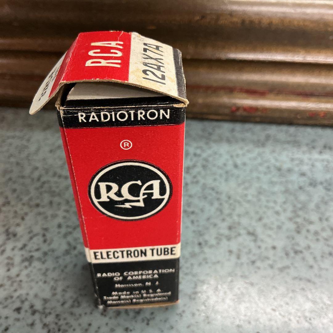 RCA 12AX7A (NIB)ビンテージ品　箱あり