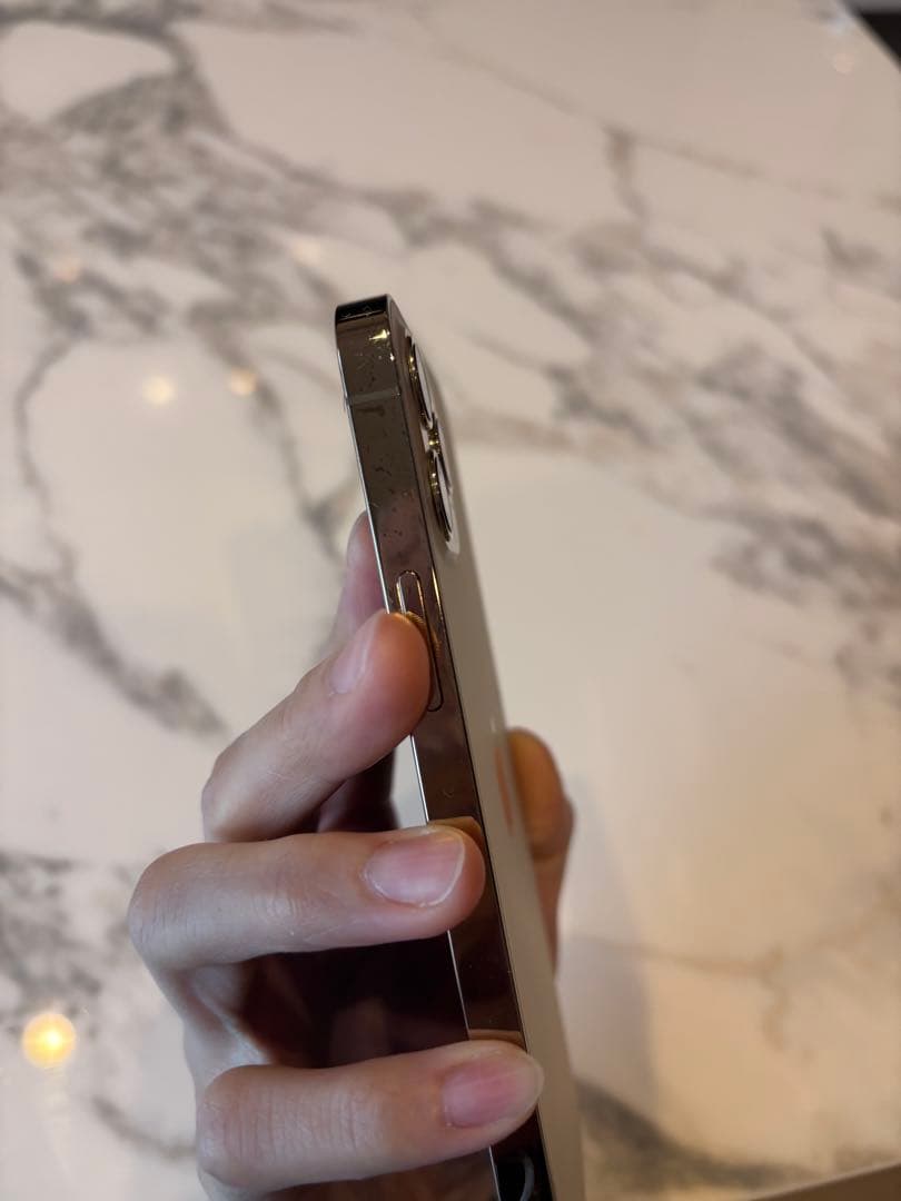 【極美品】simロック解除au iPhone 12 Pro 256GB ゴールド