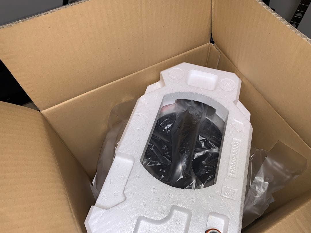 未使用　Rinnai LPガス炊飯器 RR-100GS-C 2.0L ブラック