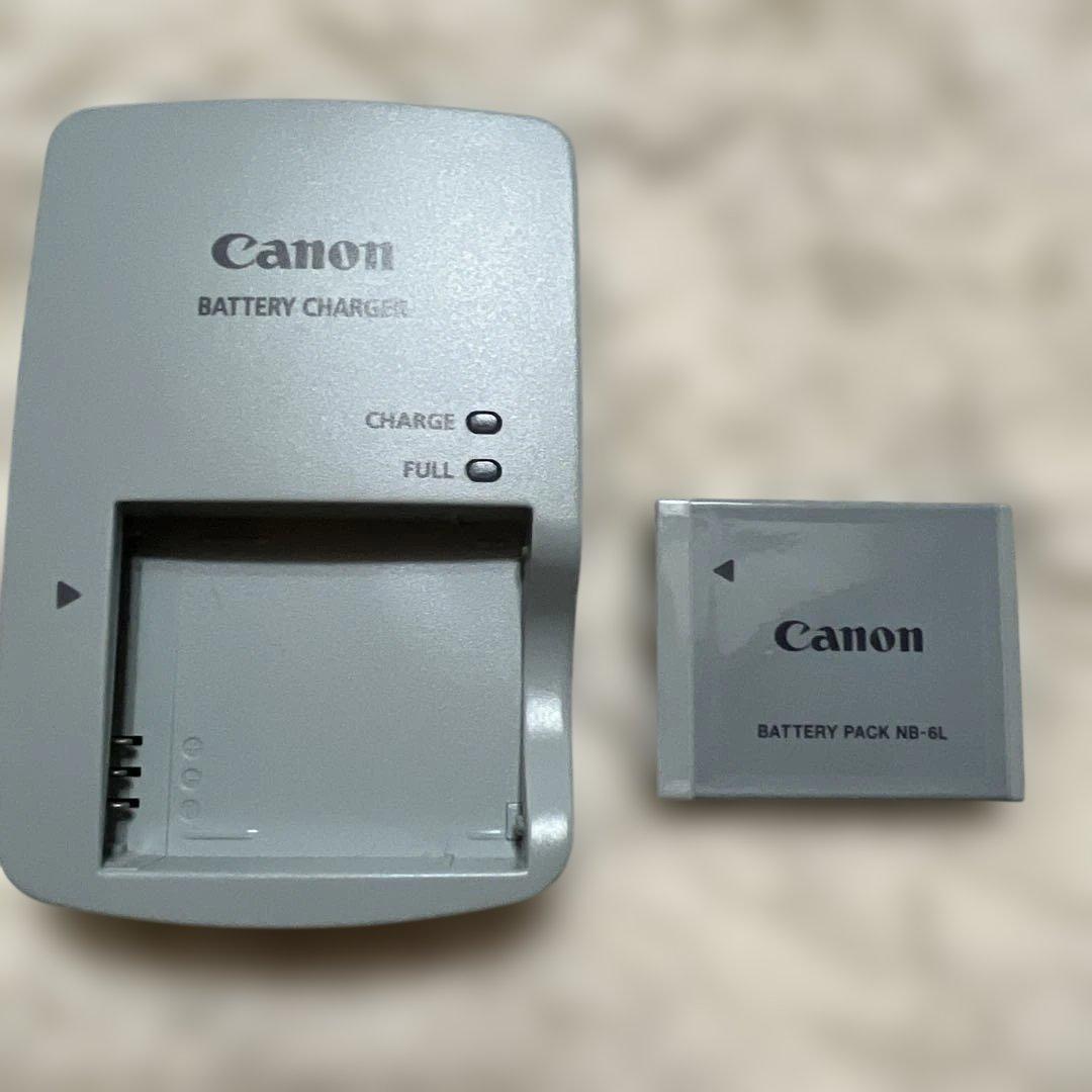 Canon IXY シルバー バッテリーチャージャー付き