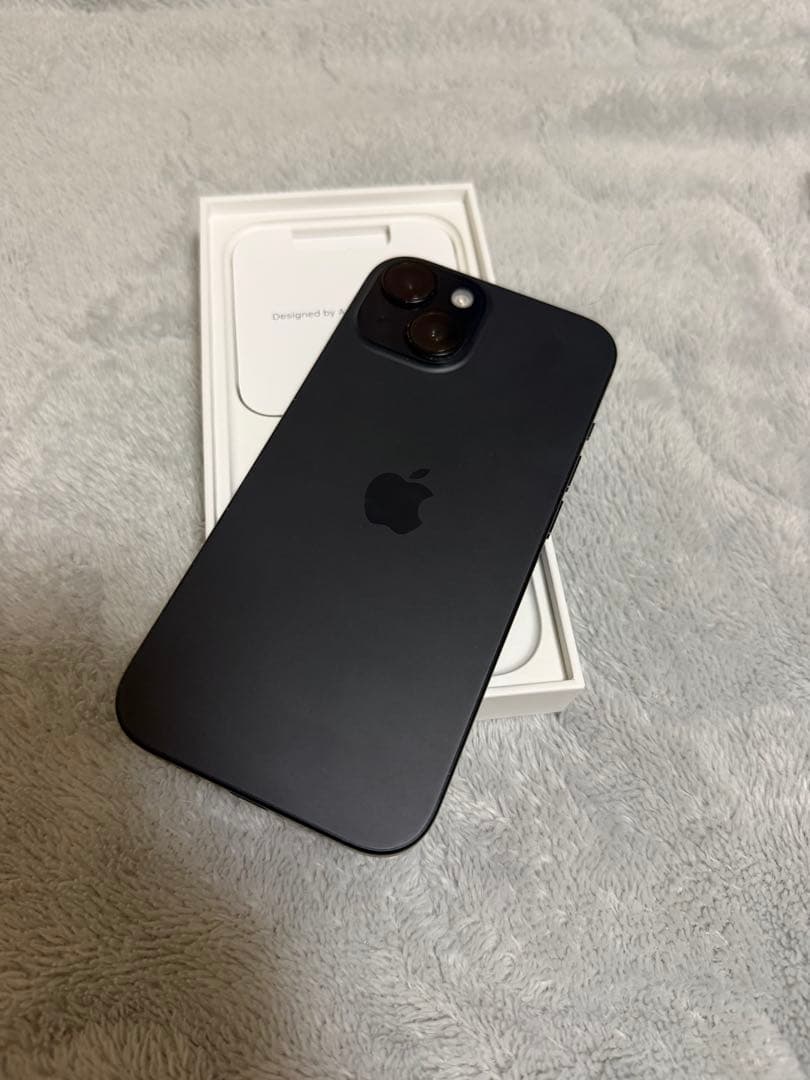 Apple iPhone15 ブラック 本体