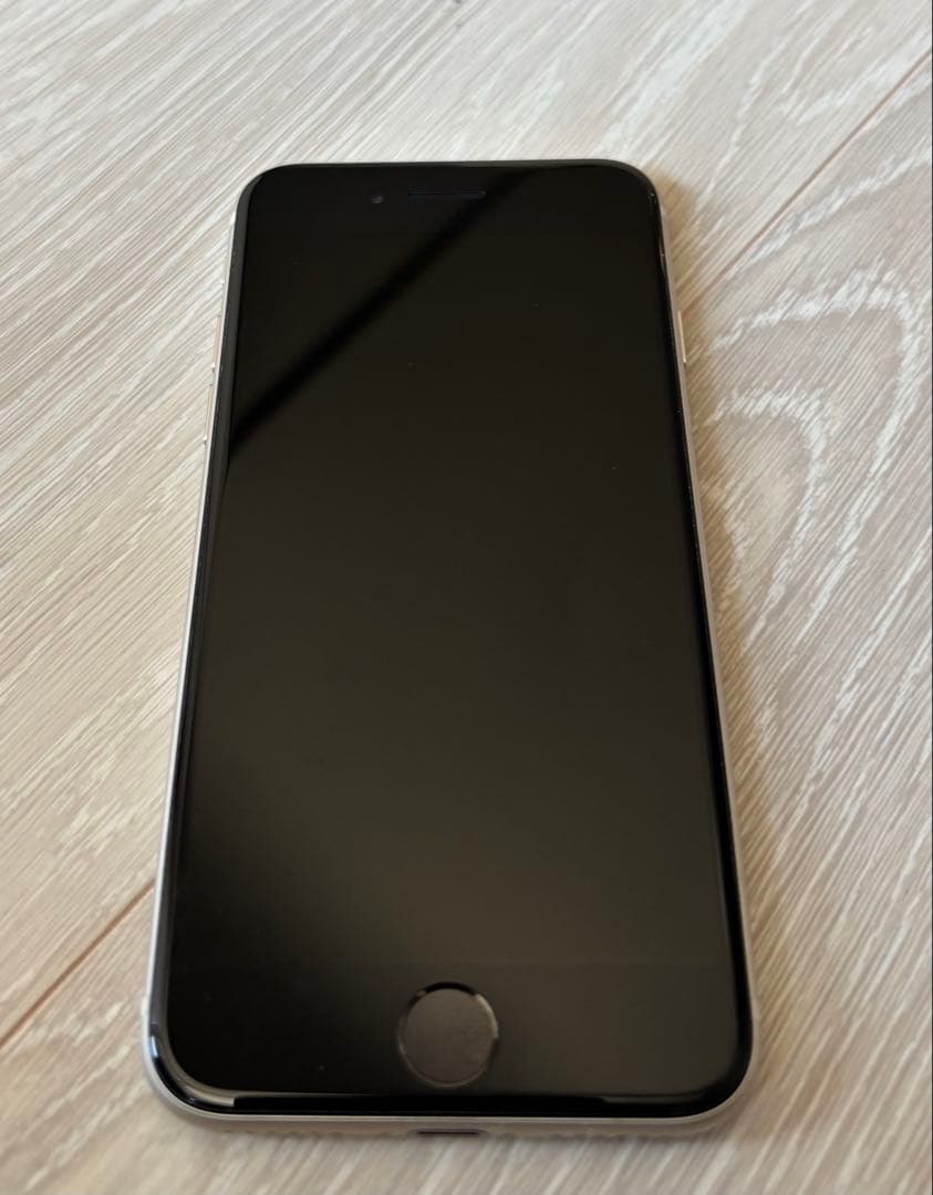 iPhone SE3 256GB 本体 バッテリー78%