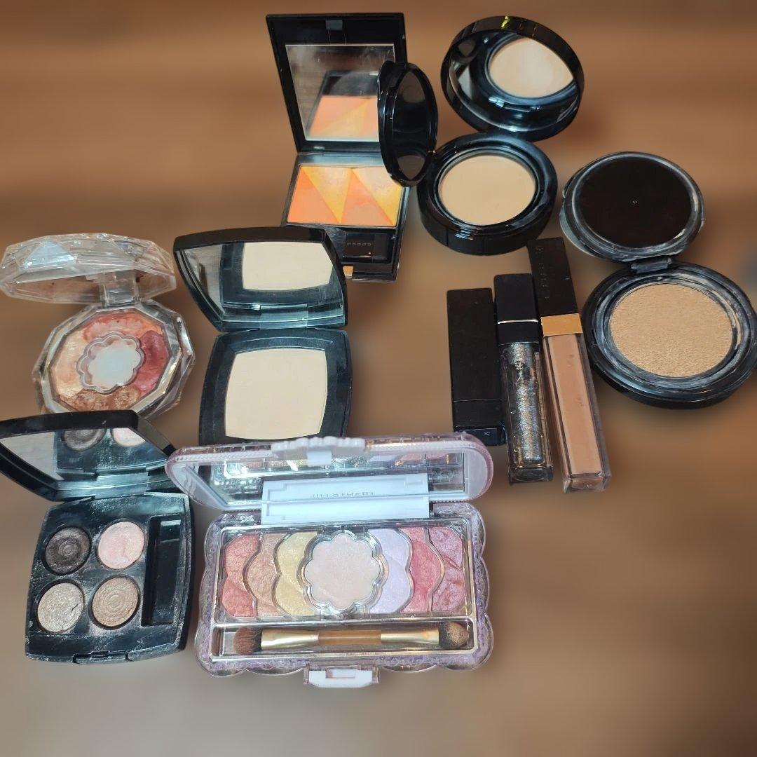 CHANEL入り　メイクアップアイテムセット