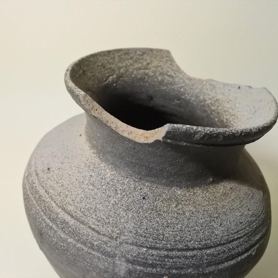 古墳時代　須恵器　壺　花生　オブジェ　骨董品　アンティーク