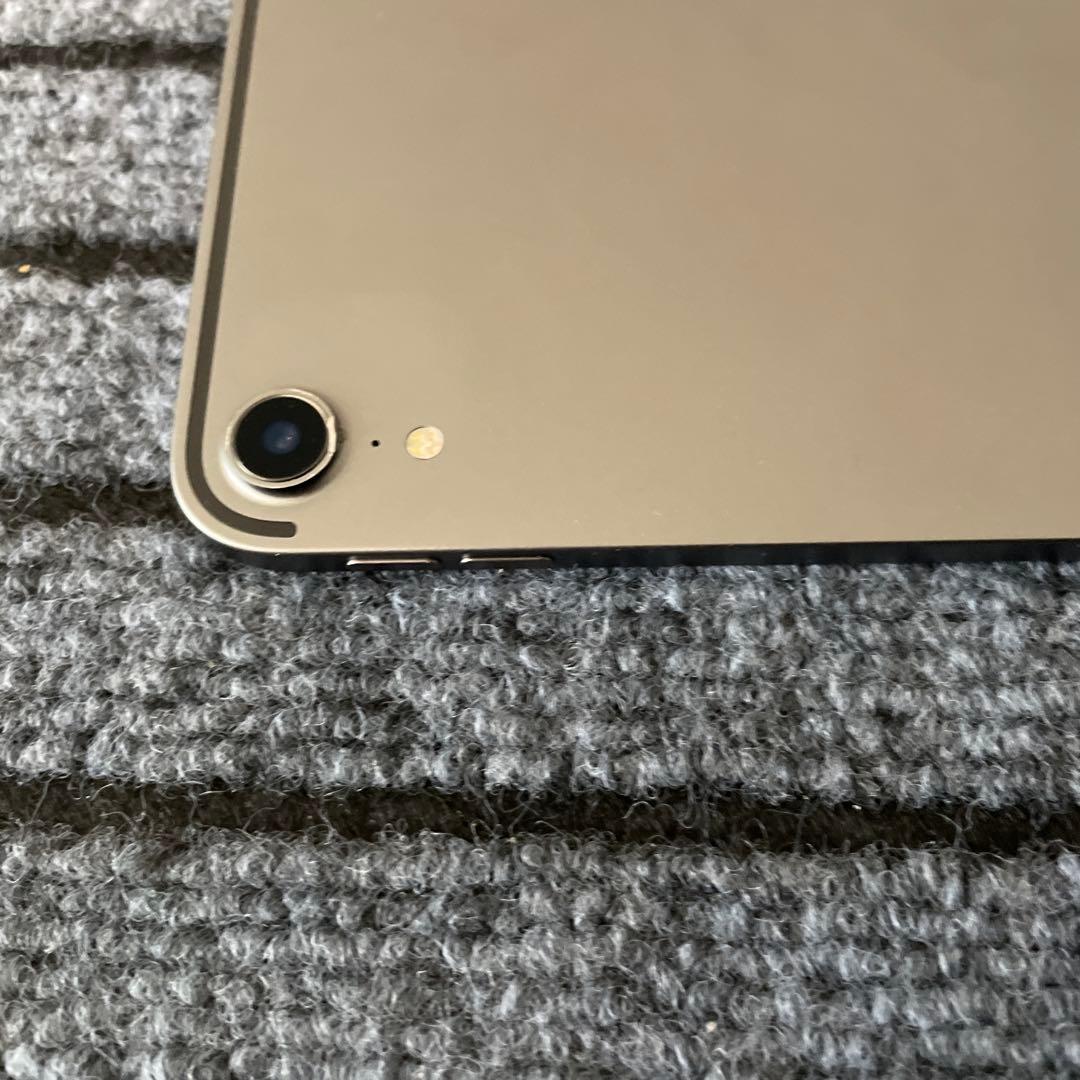 51 iPad Pro 11インチ 1世代 64GB Wi-Fiモデル グレイ