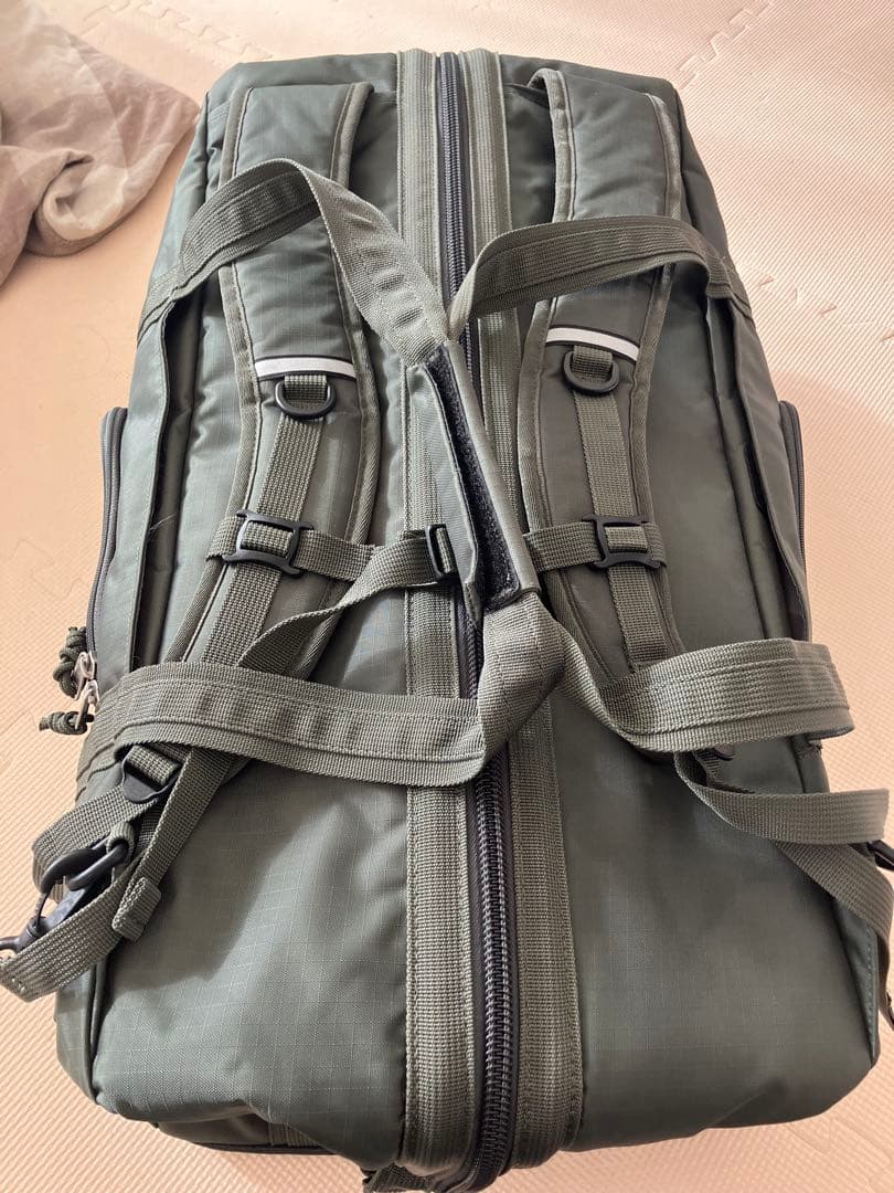 【最終値下げ】Coleman バックパックボストン　50リットル　オリーブ色