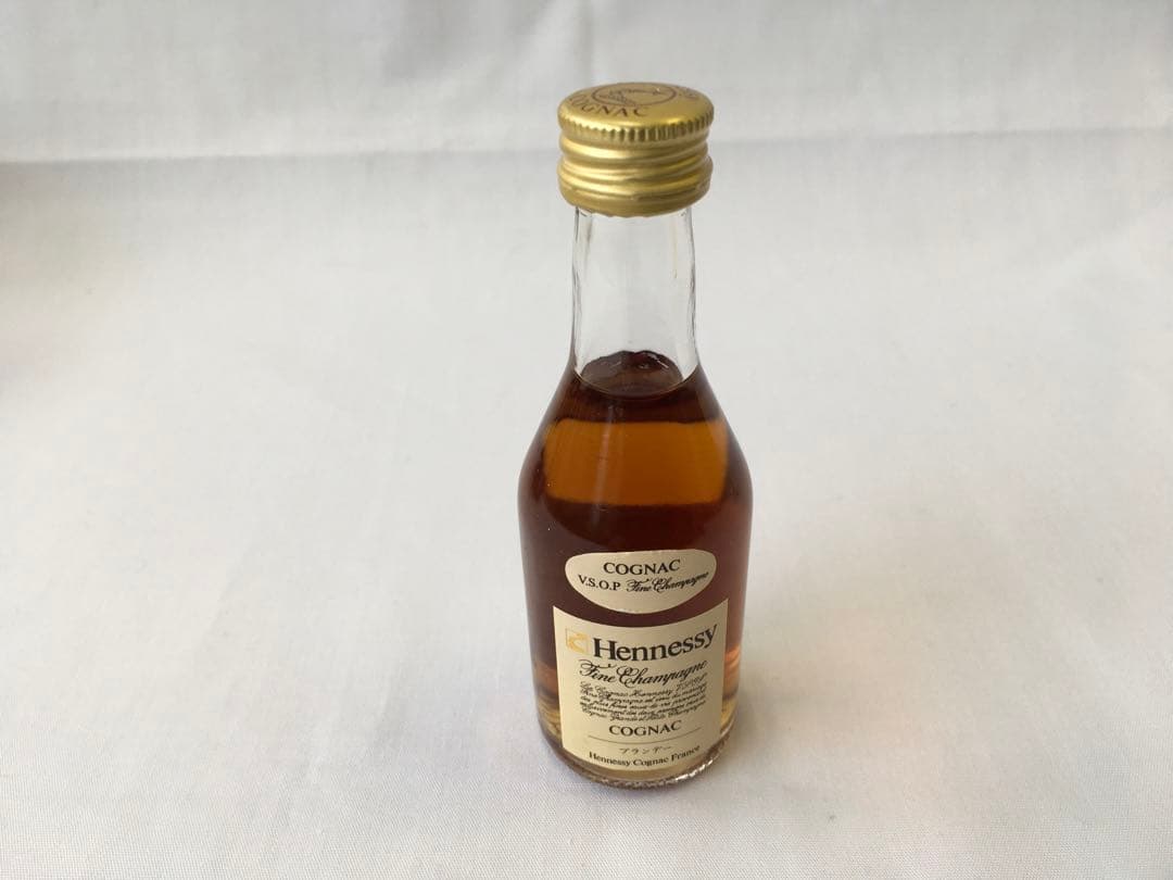 ウイスキー　ブランデー　焼酎　ミニボトル　9つセット　50ml 響　山﨑