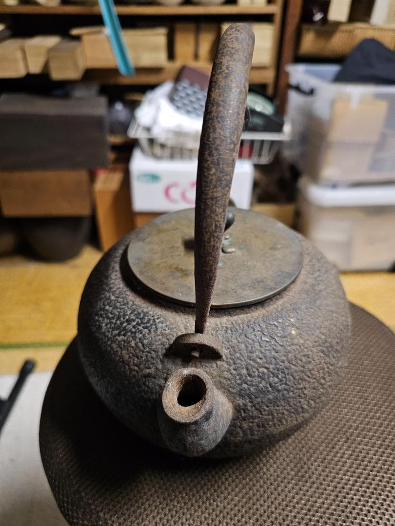は*ば様 大振り 龍文堂 作家名花押あり 荒肌文様鉄瓶 状態良し 水漏れなし