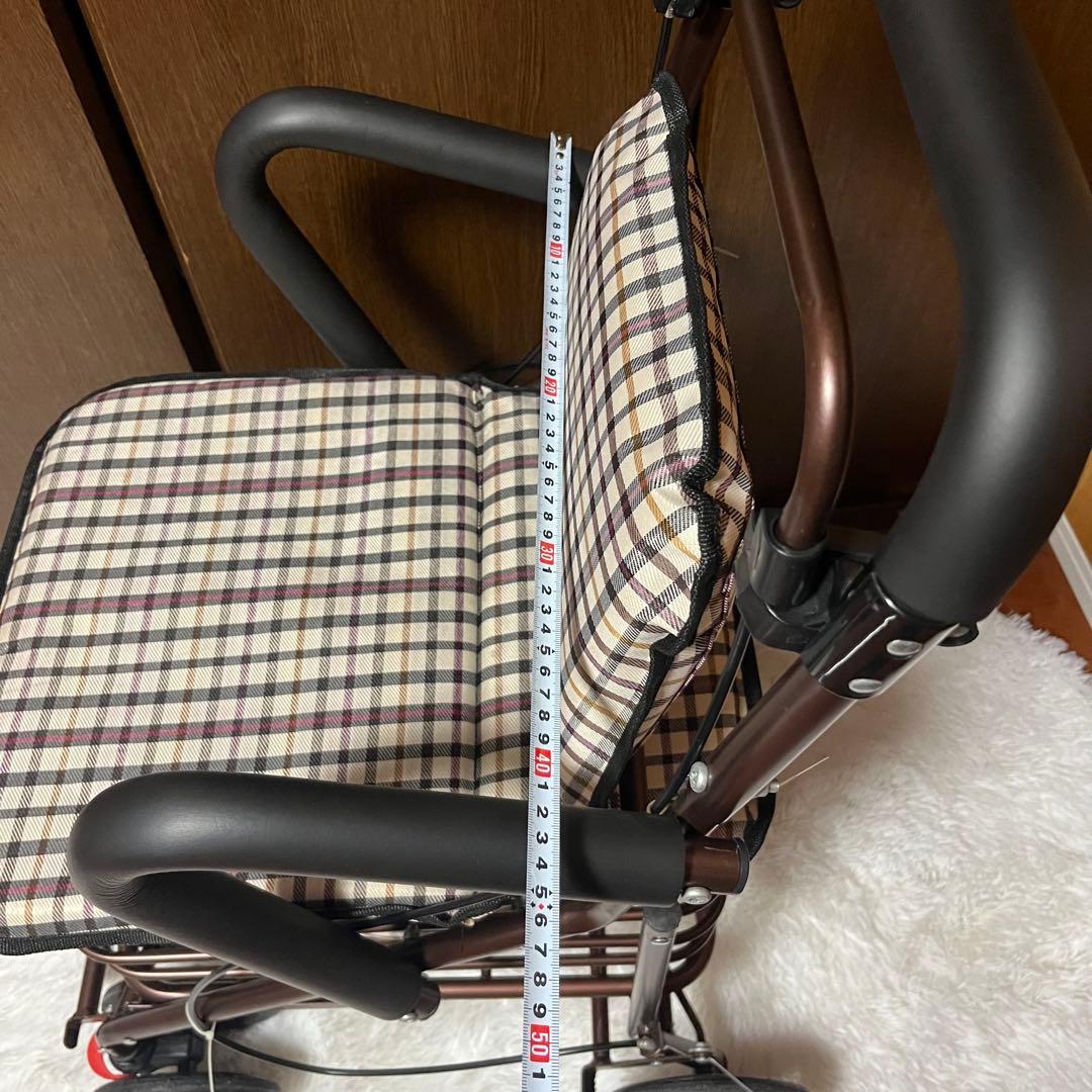 折り畳めるシルバーカー‼︎