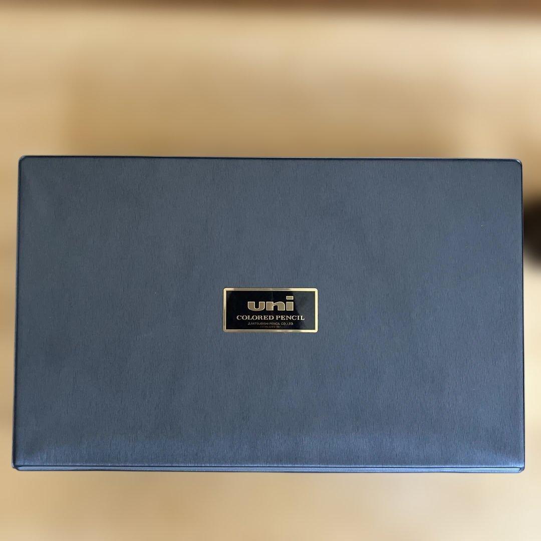 uni 色鉛筆 100本セット　シャープナー付き