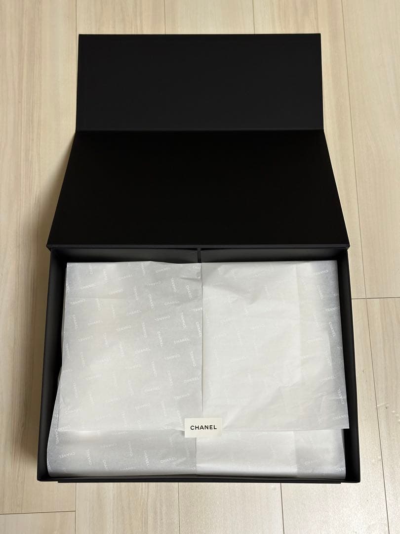 CHANEL シャネル　空箱　マグネット　カメリア　リボン　紙袋