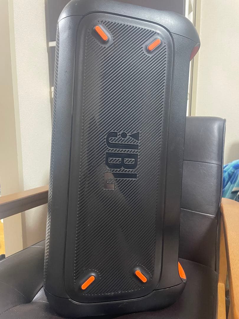 JBL PARTY BOX 100 ワイヤレススピーカー