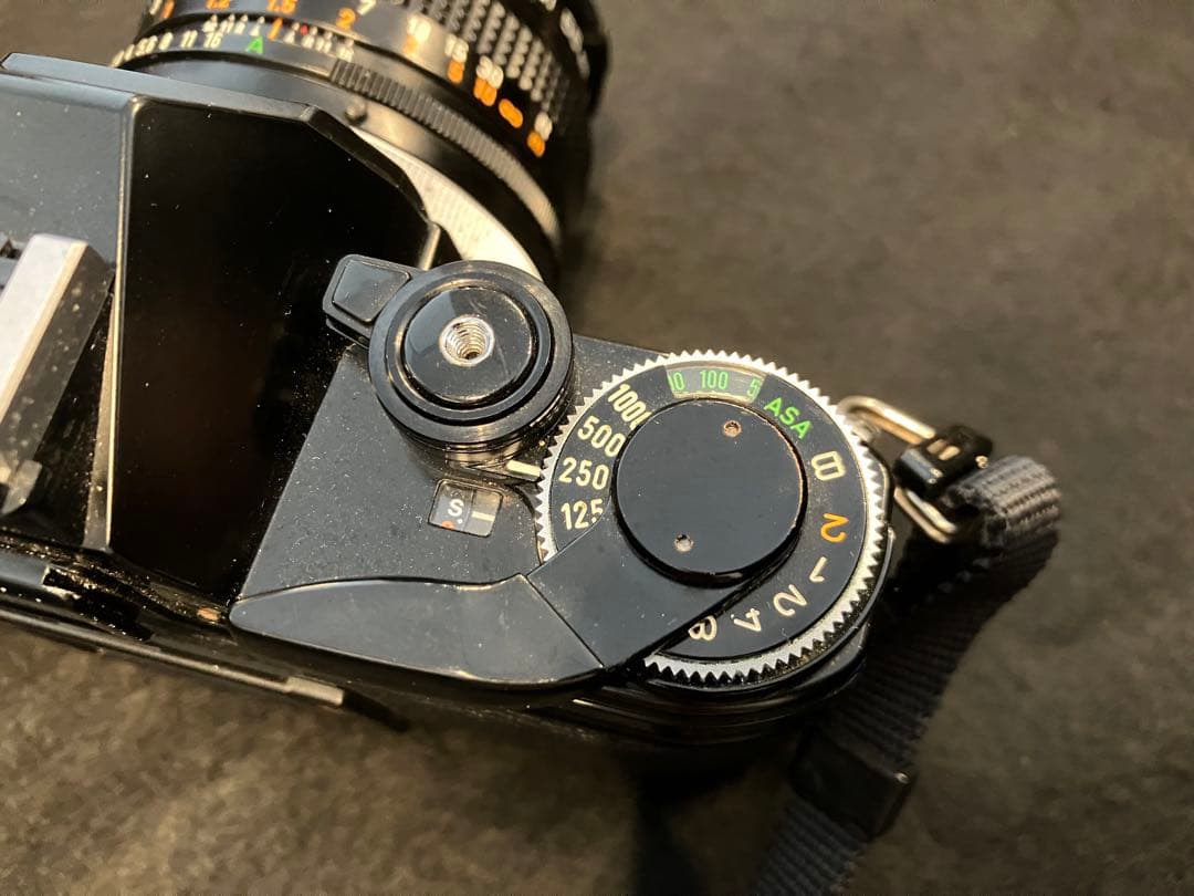 Canon AE-1 オールド一眼レフ LENS FD 50mm 1:1.8